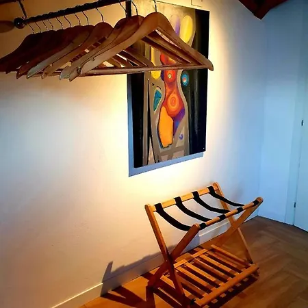 La Maison Des Artistes Apartament Ghiffa